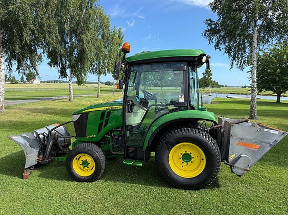 John Deere 3045R Kompakttraktor Vinterutrustad 8 of 12