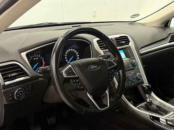 Ford Mondeo 8 of 19