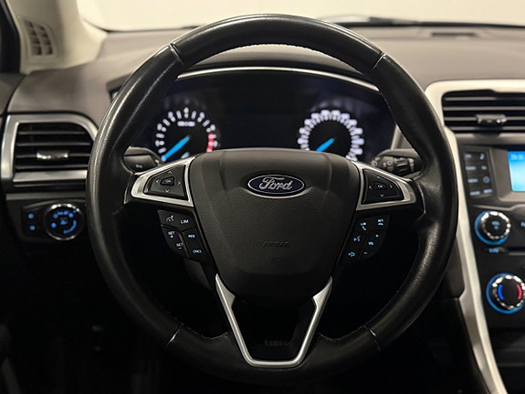 Ford Mondeo 16 of 19