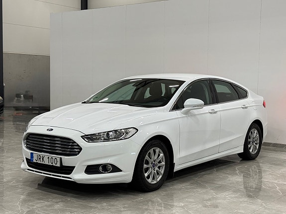 Ford Mondeo 2 of 5