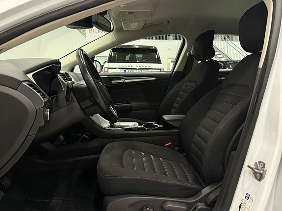 Ford Mondeo 10 of 19
