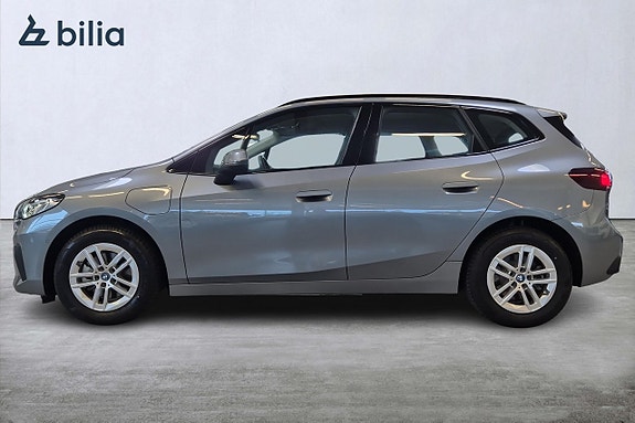 BMW 225e 3 of 18