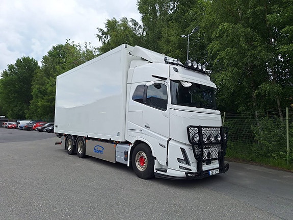 Volvo FH16 Aero 6x4 Skåp 2 of 5