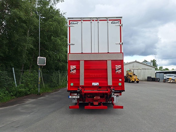 Volvo FH16 Aero 6x4 Skåp 5 of 5