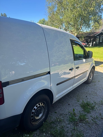 Volkswagen Caddy 3 of 5