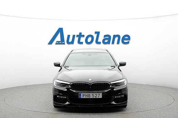 BMW 540i 4 of 5