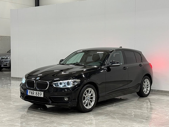 BMW 118i 4 of 5