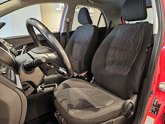 Kia Picanto 14 of 24