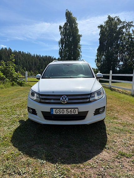 Volkswagen Tiguan 3 of 5