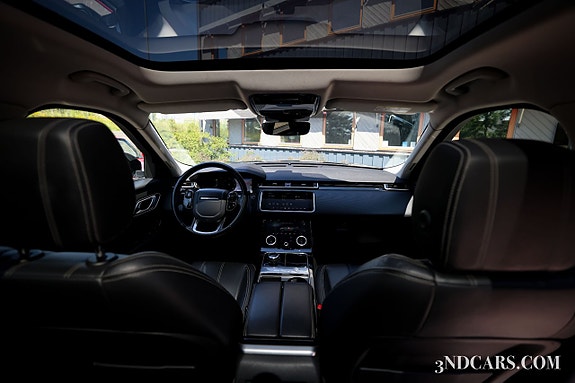 Land Rover Range Rover Velar 15 of 16
