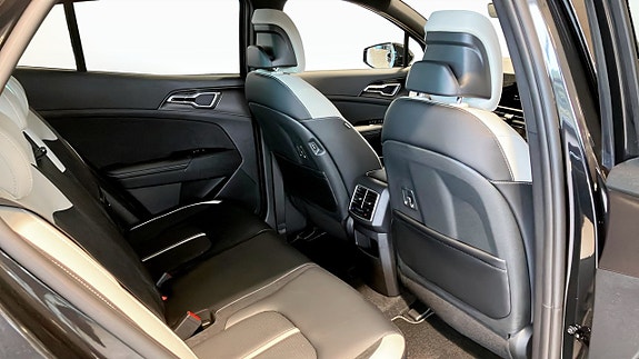 Kia Sportage 5 of 12