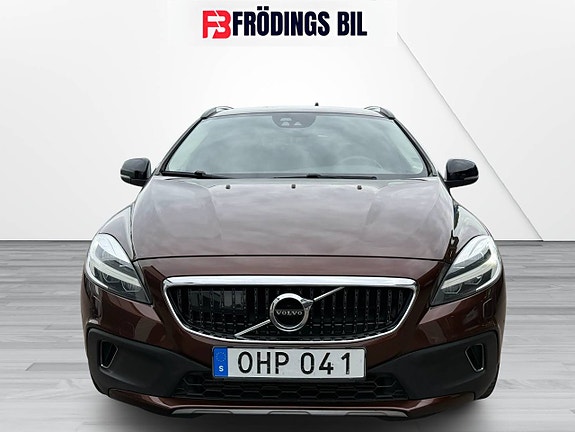 Volvo V40 Cross Country 4 of 5