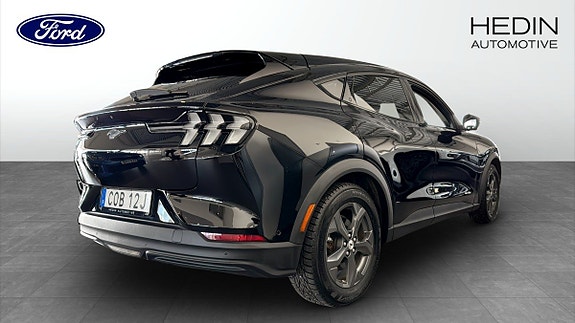 Ford Mustang Mach-E 2 of 12