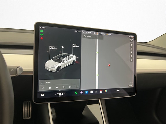 Tesla Model 3 18 of 30