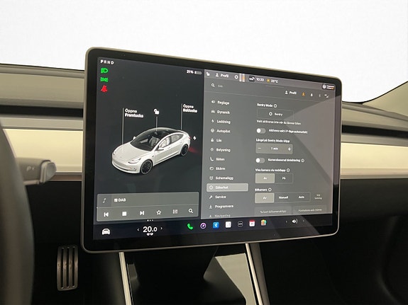 Tesla Model 3 26 of 30