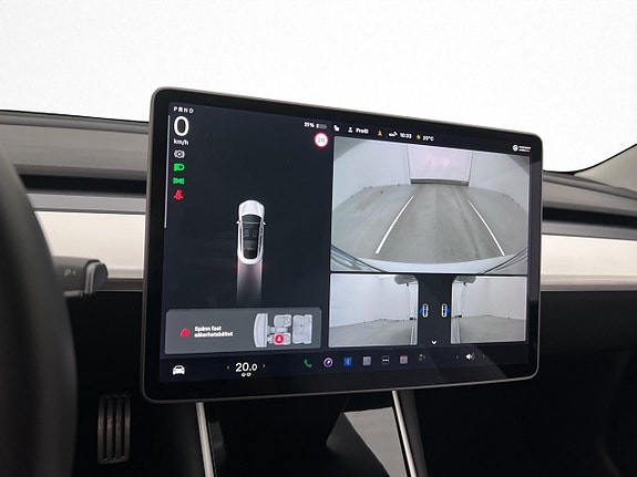 Tesla Model 3 17 of 30