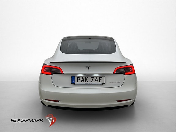 Tesla Model 3 8 of 30