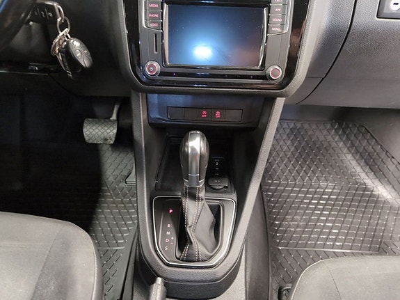 Volkswagen Caddy Alltrack 12 of 18