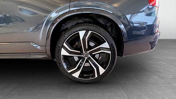 Volvo XC90 6 of 14