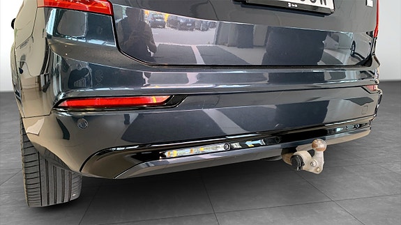 Volvo XC90 13 of 14