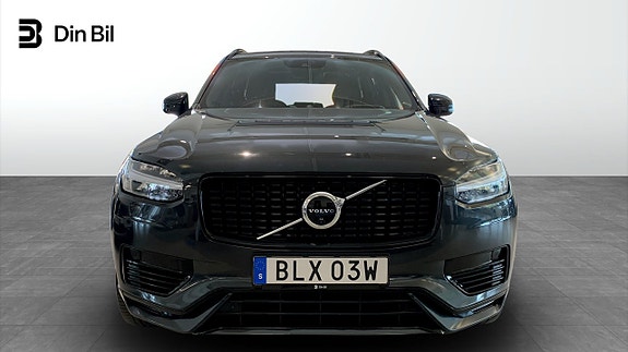 Volvo XC90 4 of 14