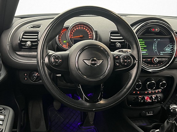 MINI Clubman Cooper SD 11 of 28