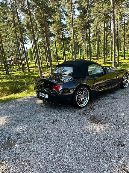 BMW Z4 3 of 5