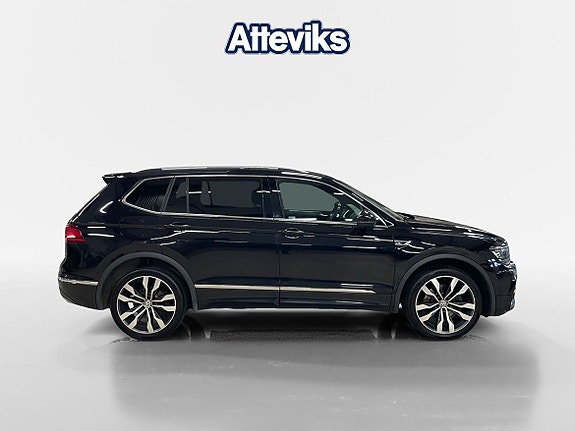 Volkswagen Tiguan Allspace 2 of 15