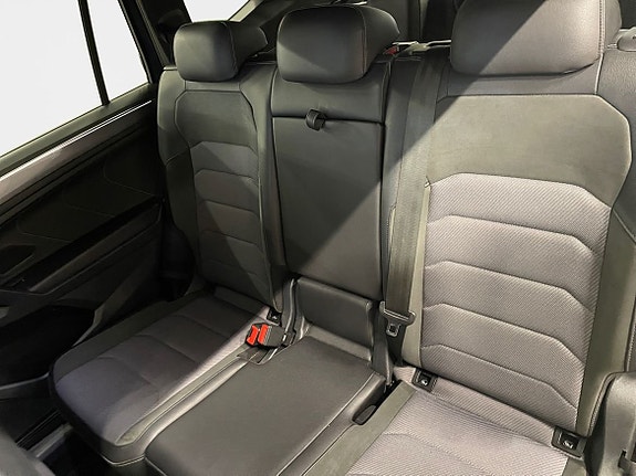 Volkswagen Tiguan Allspace 13 of 15
