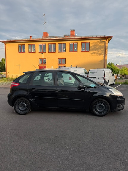 Citroen C4 Picasso 4 of 5