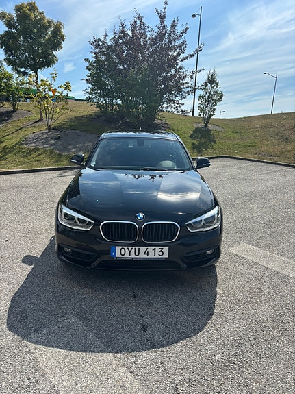 BMW 116d 3 of 5