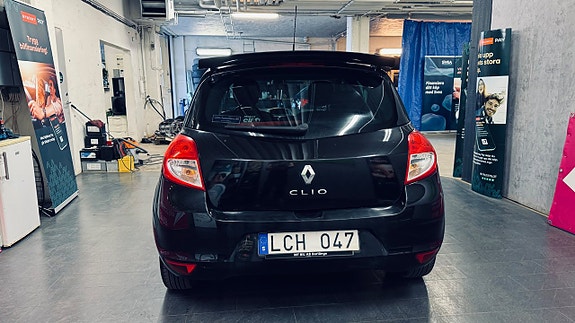 Renault Clio 6 of 20