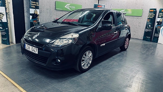 Renault Clio 2 of 5