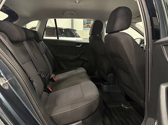 Skoda Rapid Spaceback 14 of 22