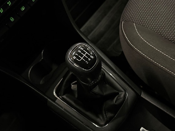 Skoda Rapid Spaceback 18 of 22