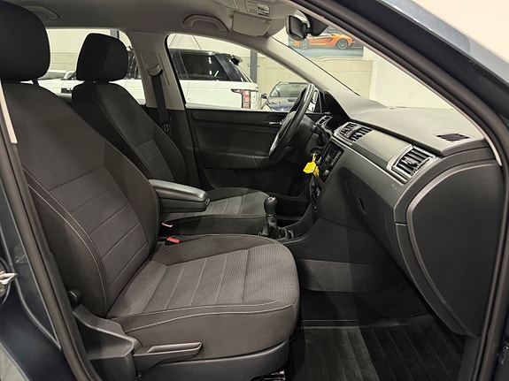 Skoda Rapid Spaceback 13 of 22