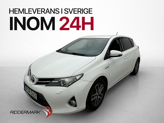 Toyota Auris 3 of 30