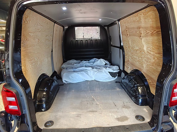 Volkswagen Transporter 5 of 5