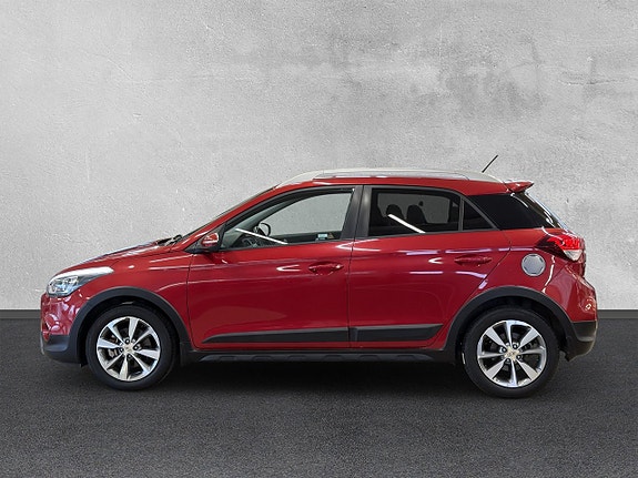 Hyundai i20 2 of 5