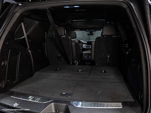 Chevrolet Tahoe 15 of 30