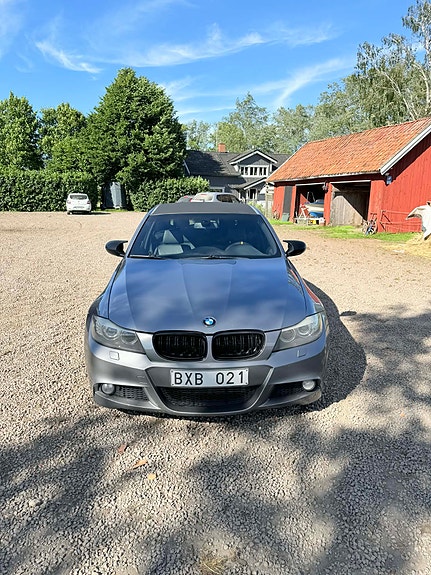 BMW 325d 5 of 5