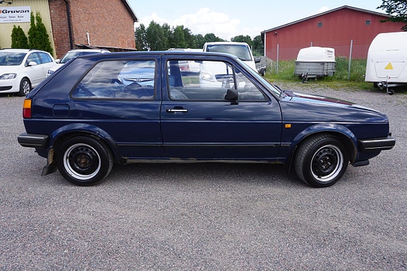 Volkswagen Golf I 2 of 8
