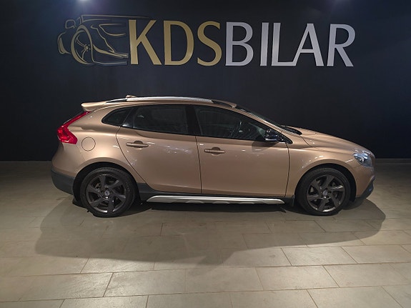 Volvo V40 Cross Country 5 of 5
