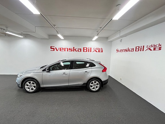 Volvo V40 Cross Country 5 of 5