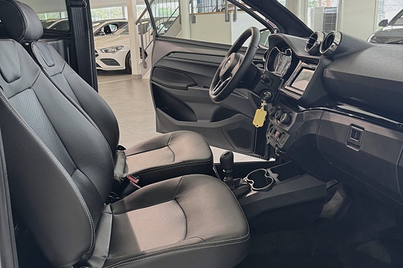 Aixam Coupe Sport Baslåda | 7" Skärm | ABS | Västra Bil Edition! 6 of 7