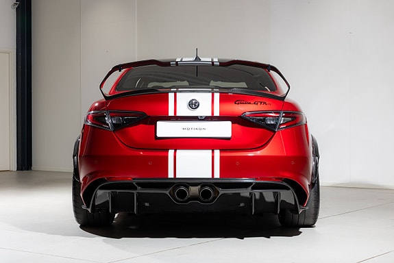 Alfa Romeo Giulia 9 of 20