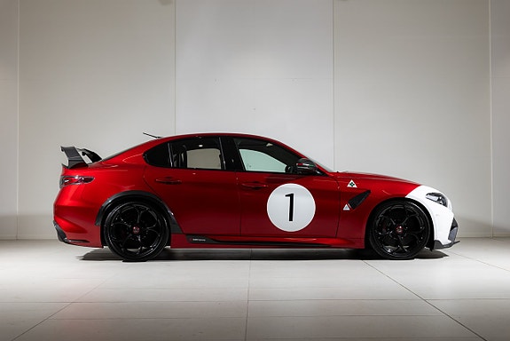 Alfa Romeo Giulia 6 of 20