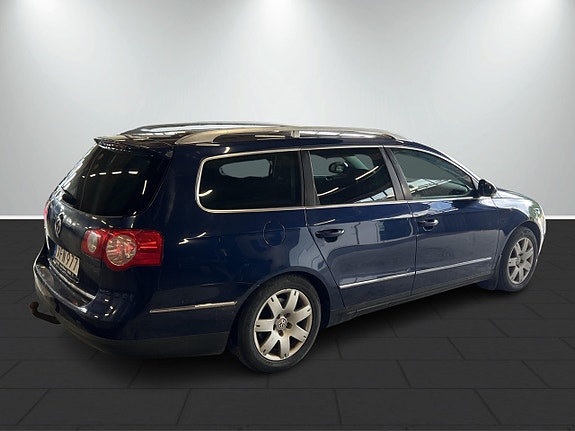 Volkswagen Passat 5 of 5