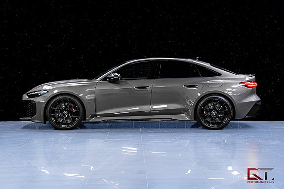 Audi RS5 6 of 28