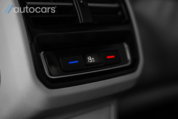 Volkswagen Passat 29 of 30